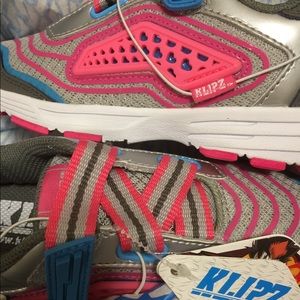 Klipz Girl sneakers velcro size 13 NEW